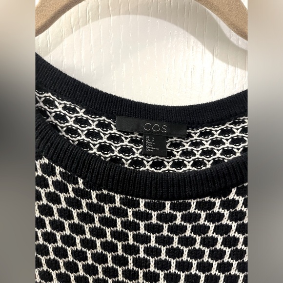 COS Honeycomb Sweater Dress - Brand New Without Tag - Picture 3 of 6